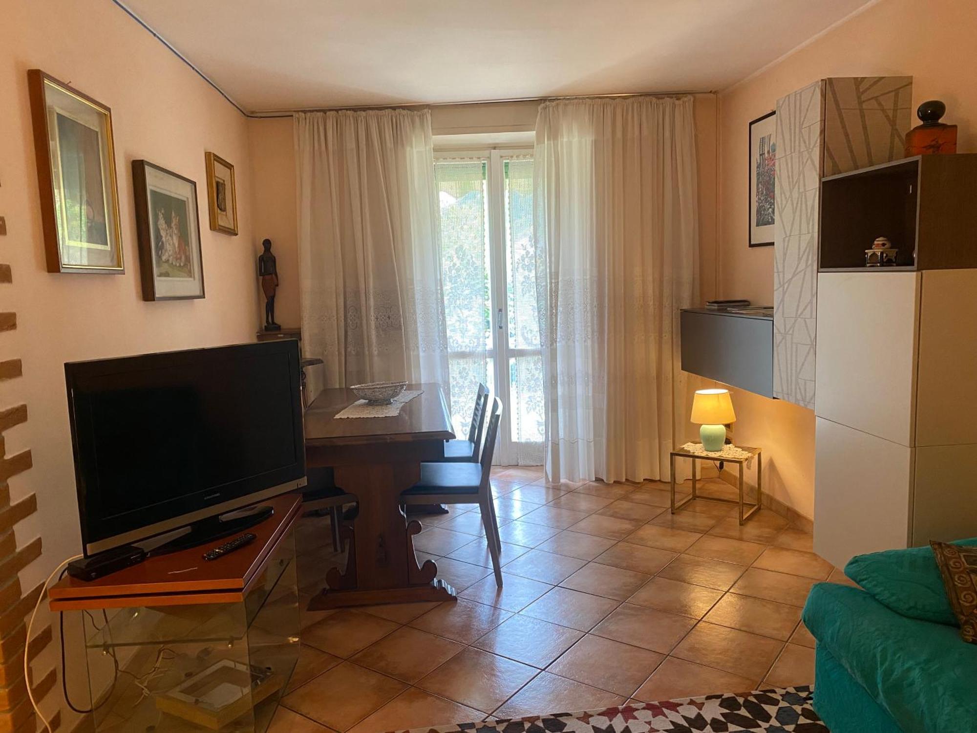Casa Vacanza La Terrazza Valbrona Екстериор снимка